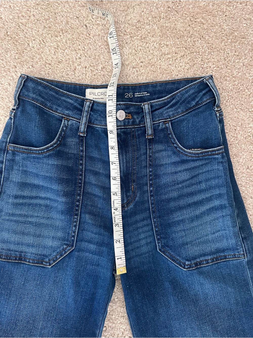Rylan relaxed high rise Flare Jeans by Pilcro Anthropologie size 26 - Picture 13 of 14